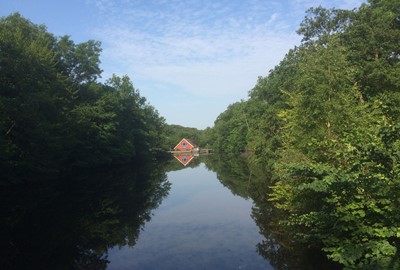 Rönne å är en av de populäraste paddlings-åarna i Skåne. Lång, lugn med många ställen för mysig paus