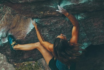 Norra Rörum består av 5 väggar passande trad klättring + 3 bouldering. 3-8 i svårighetsgrad